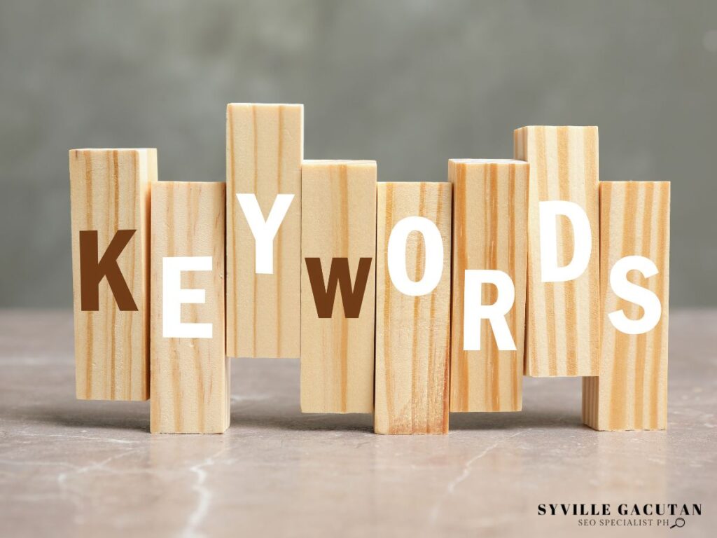 The word "KEYWORDS" written in every piece of the wooden blocks.